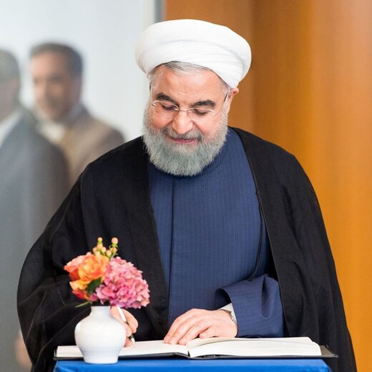 شیخ اعتدال در اندیشه بازگشت به قدرت؟ پیام آغاز به کار وب‌سایت رسمی روحانی