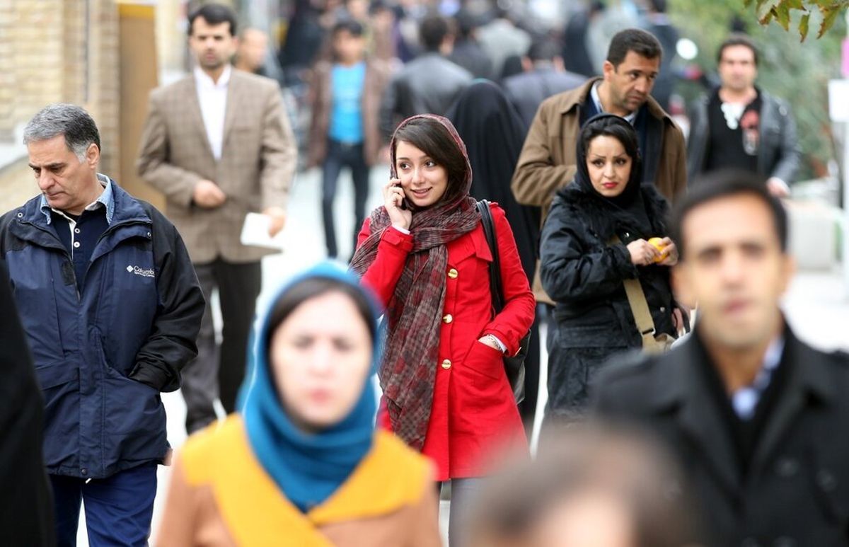 کیهان: عده ای فریب دلسوزی های دشمن برای زنان ایرانی را خورده اند
