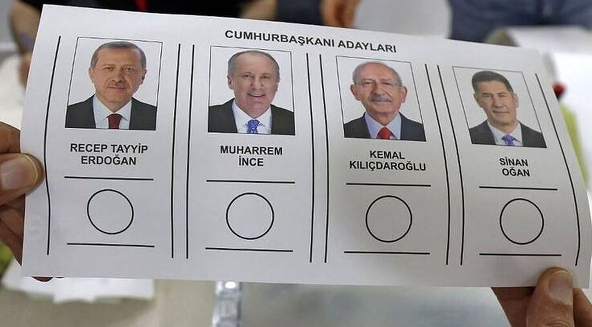این خبر به‌روز‌رسانی می‌شود؛ اردوغان اکثریت را از دست داد، آرای او به ۴۹.۹۴ درصد رسید